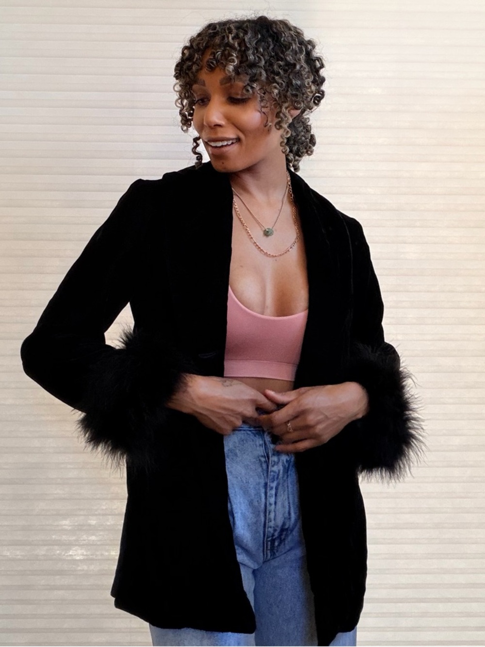 Vintage Themes Black Velvet Blazer | Faux Fur Cuff - Picture 6 of 13